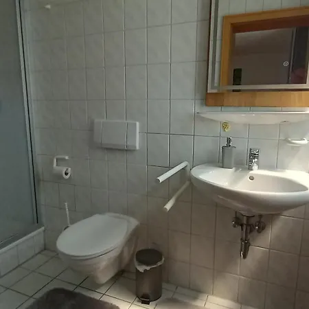 Goldsteig 3 - Doppelzimmer ホームステイ *